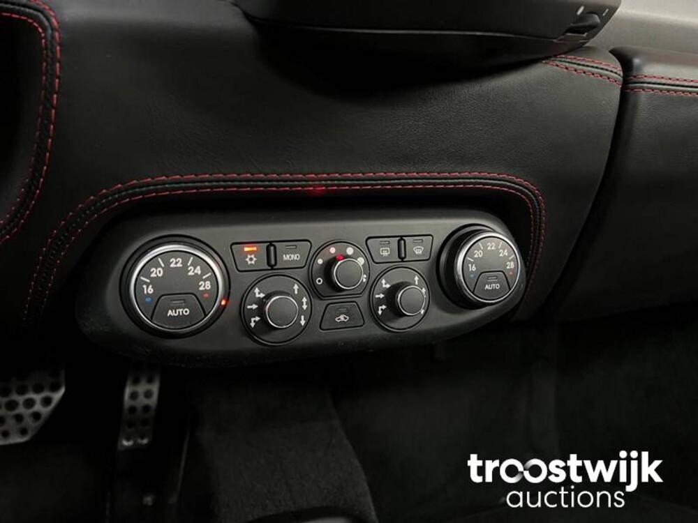 Ferrari 458 Italia F142 Car