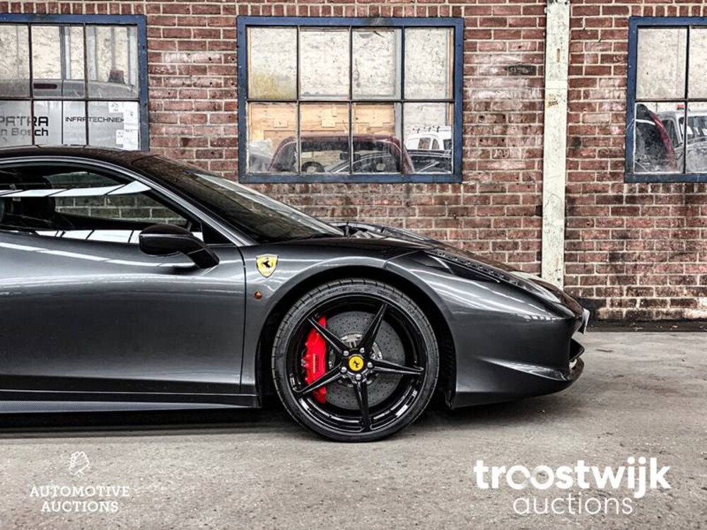 Ferrari 458 Italia F142 Car