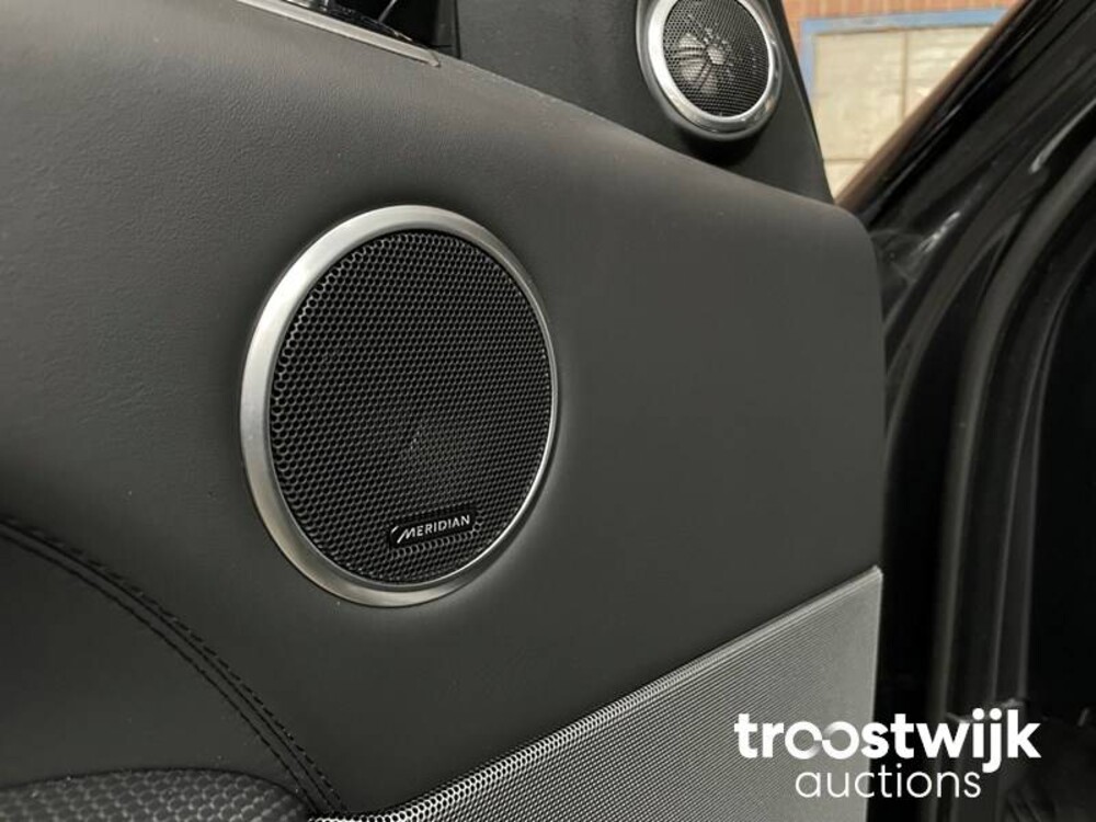 Land Rover Range Rover Sport P400e HSE Dynamic Car