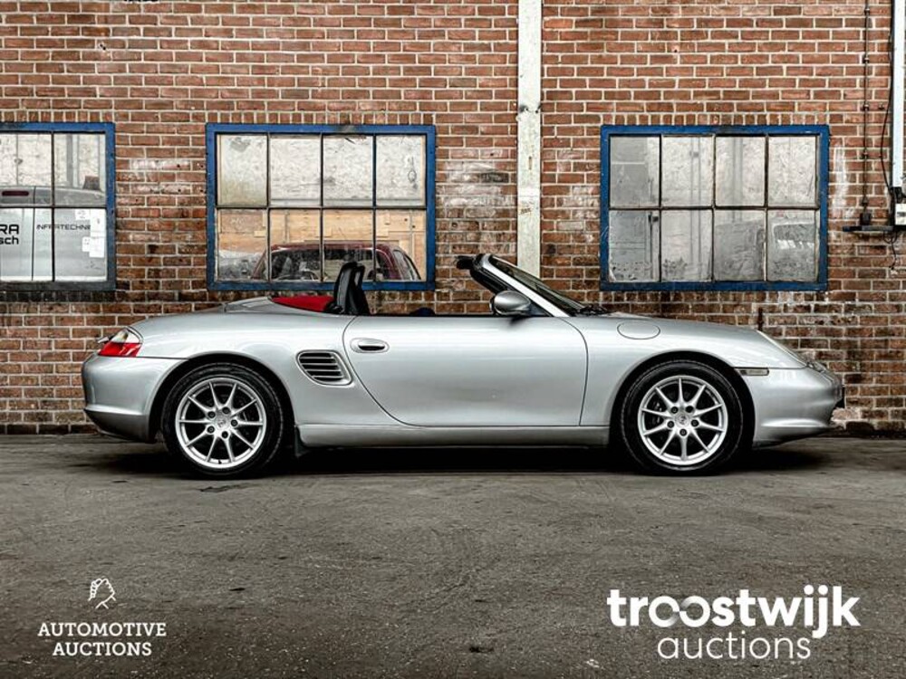 Porsche Boxster 986 2.7 Car