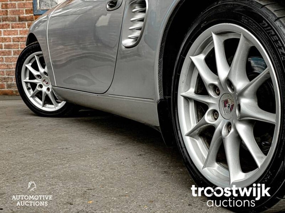 Porsche Boxster 986 2.7 Car