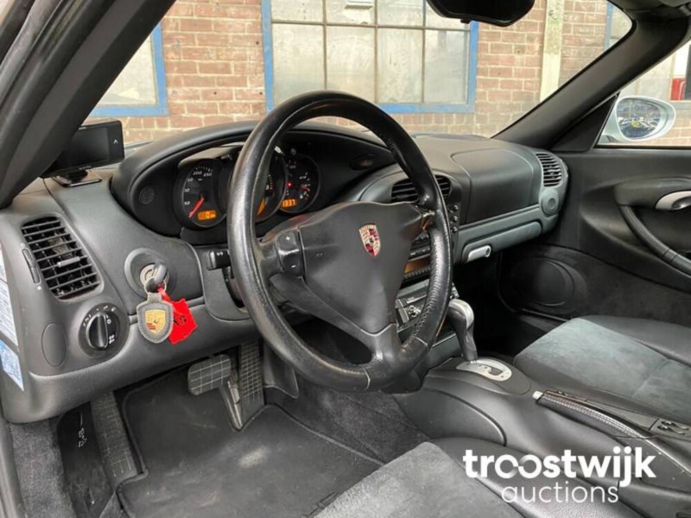 Porsche Boxster 986 2.7 Car