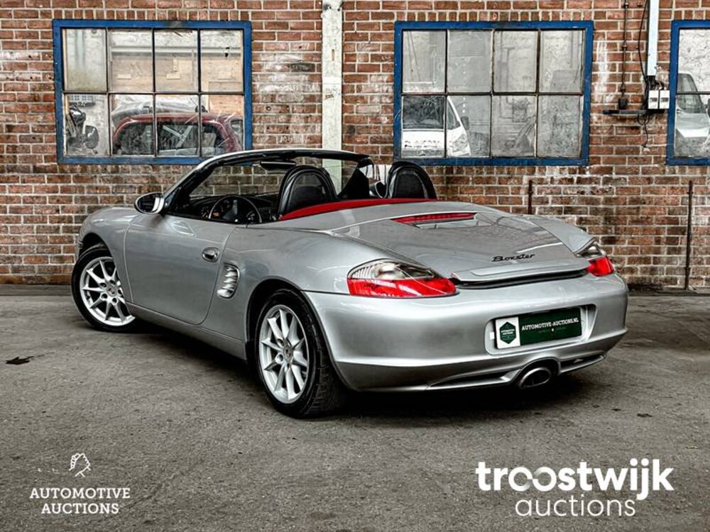 Porsche Boxster 986 2.7 Car