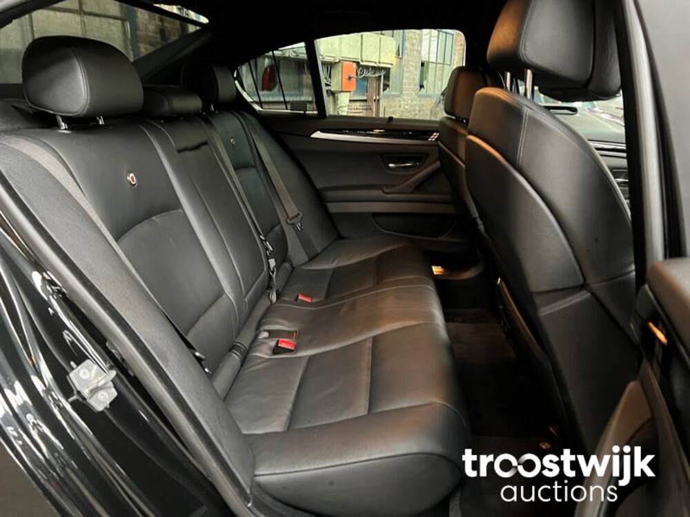 Alpina B5 V8 Bi-turbo Sedan Auto