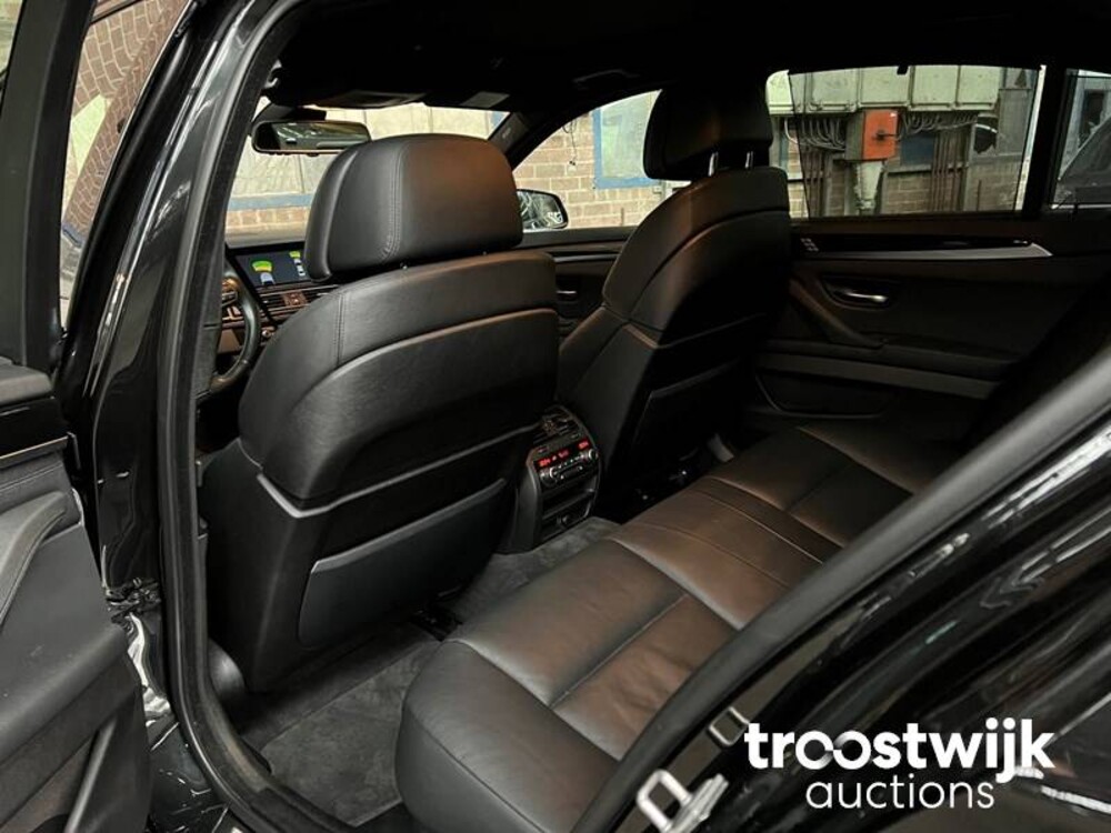 Alpina B5 V8 Bi-turbo Sedan Auto