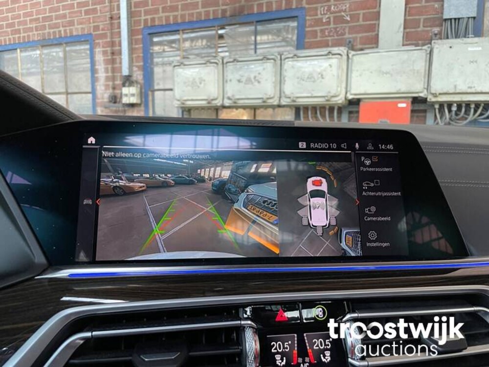 BMW X5 M50d xDrive 3.0 V6 Car