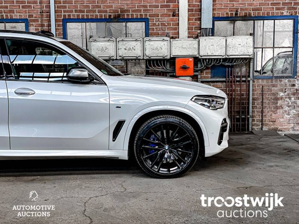BMW X5 M50d xDrive 3.0 V6 Car