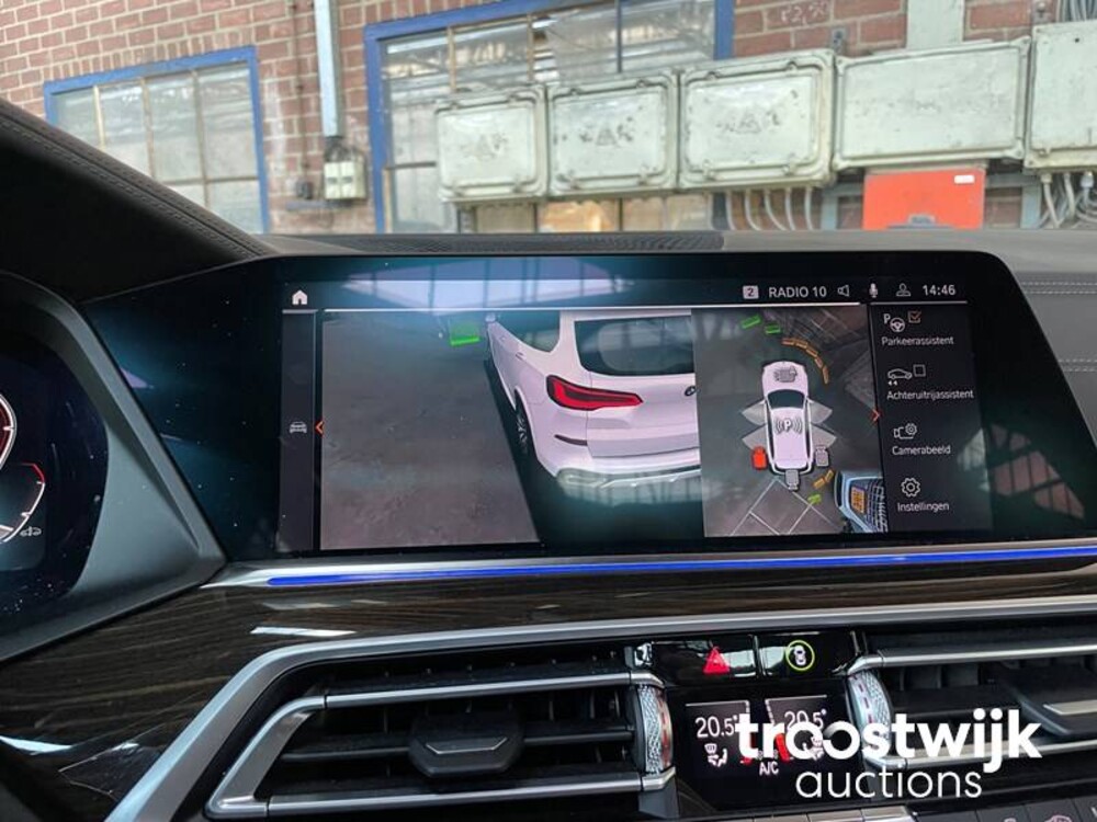 BMW X5 M50d xDrive 3.0 V6 Car