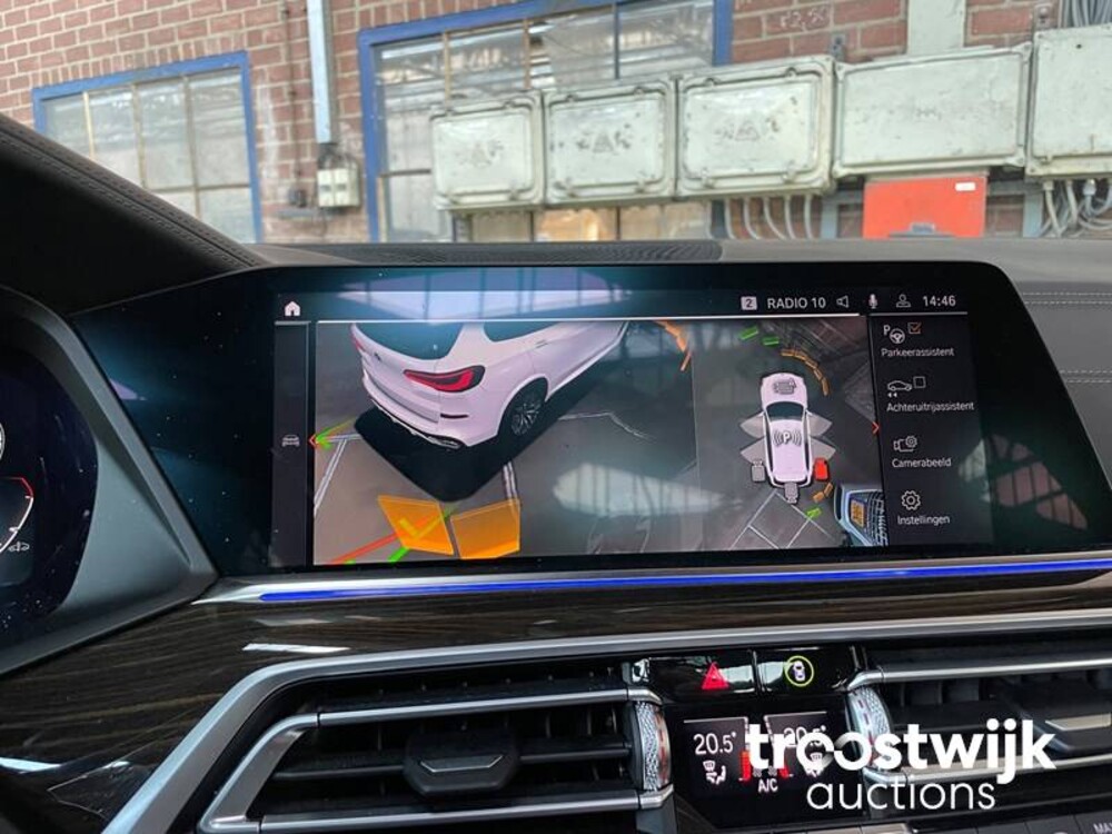 BMW X5 M50d xDrive 3.0 V6 Car