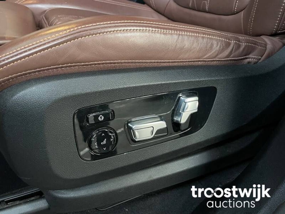 BMW X5 M50d xDrive 3.0 V6 Car