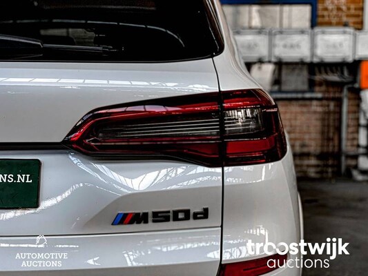 BMW X5 M50d xDrive 3.0 V6 NIEUW-MODEL 400pk 2019