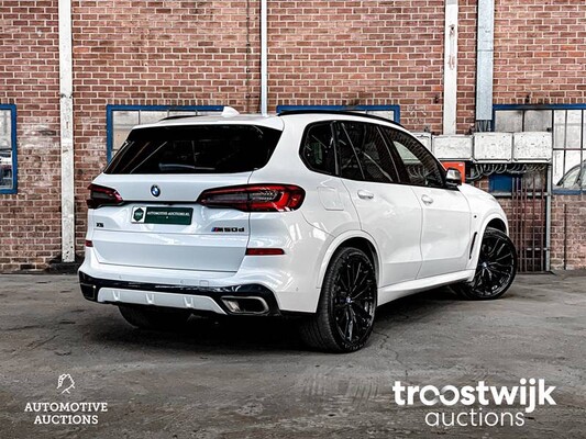 BMW X5 M50d xDrive 3.0 V6 NIEUW-MODEL 400pk 2019