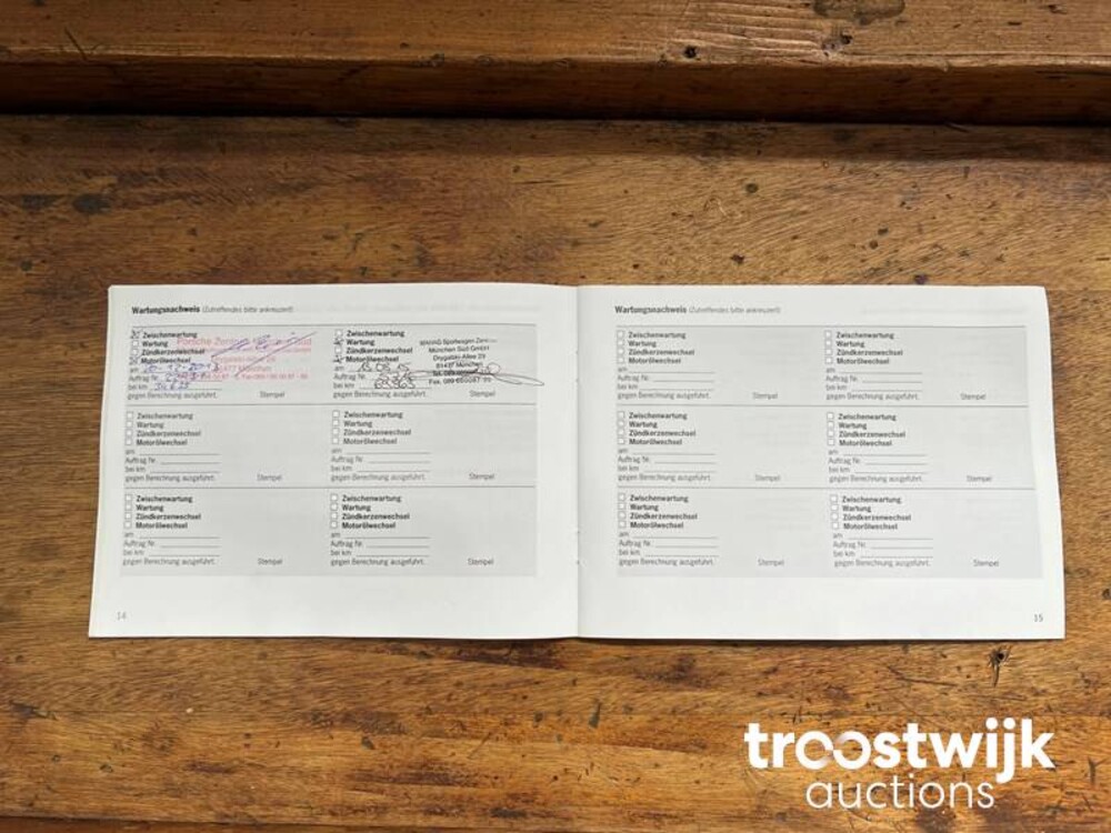 Porsche Panamera GTS 4.8 V8 Car