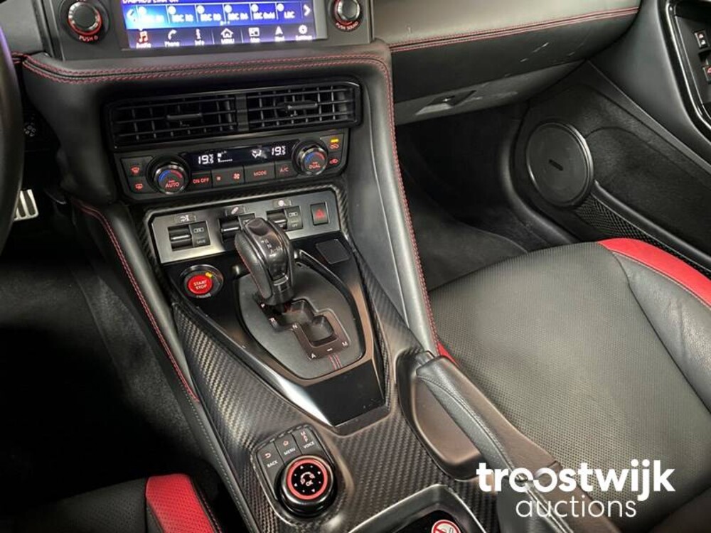 Nissan GT-R R35 3.8 V6 Auto