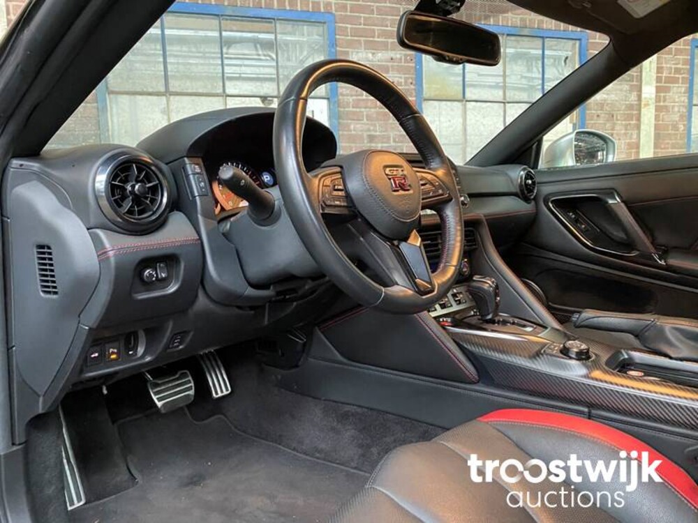 Nissan GT-R R35 3.8 V6 Auto