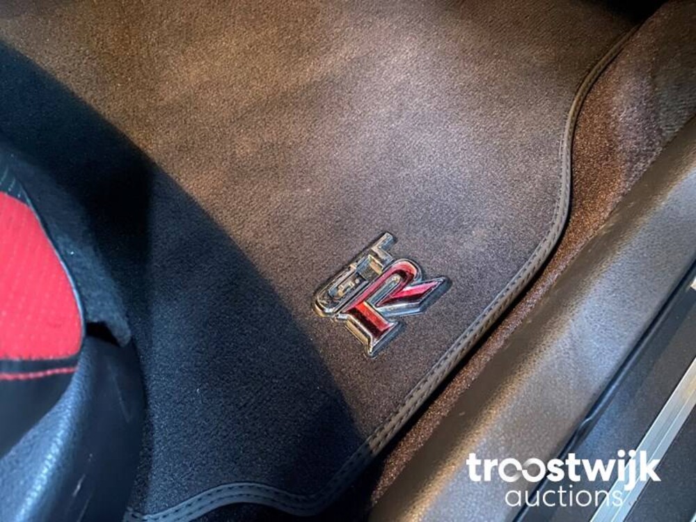 Nissan GT-R R35 3.8 V6 Auto