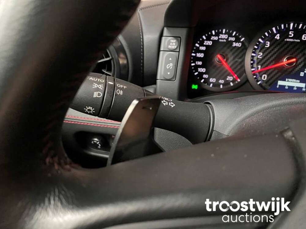 Nissan GT-R R35 3.8 V6 Auto