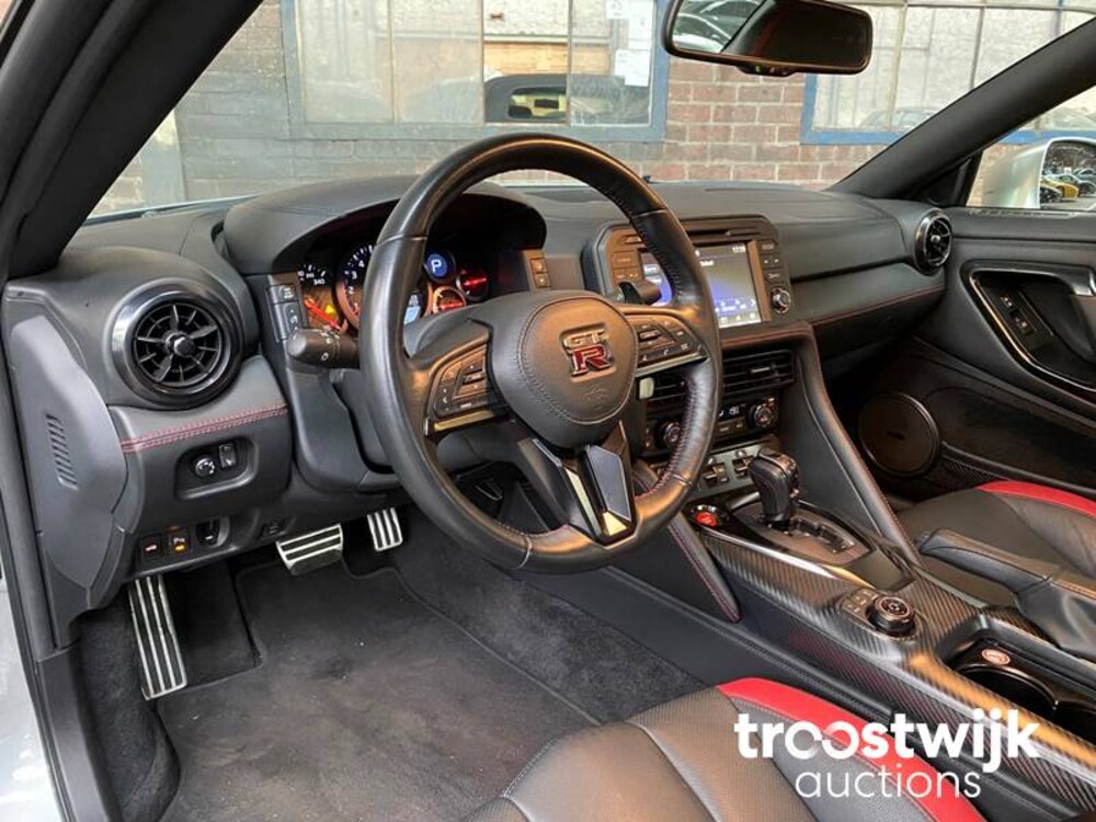 Nissan GT-R R35 3.8 V6 Auto