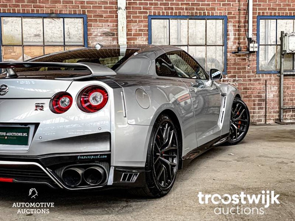 Nissan GT-R R35 3.8 V6 Auto