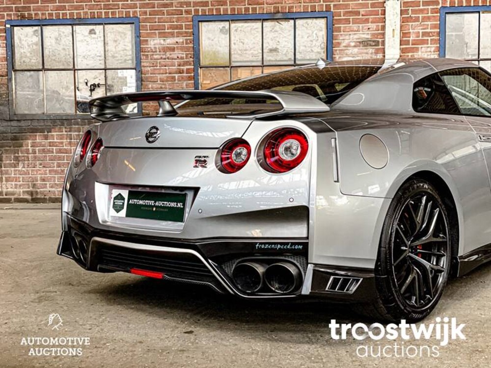 Nissan GT-R R35 3.8 V6 Auto