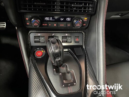 Nissan GT-R R35 3.8 V6 570pk 2016 FACELIFT