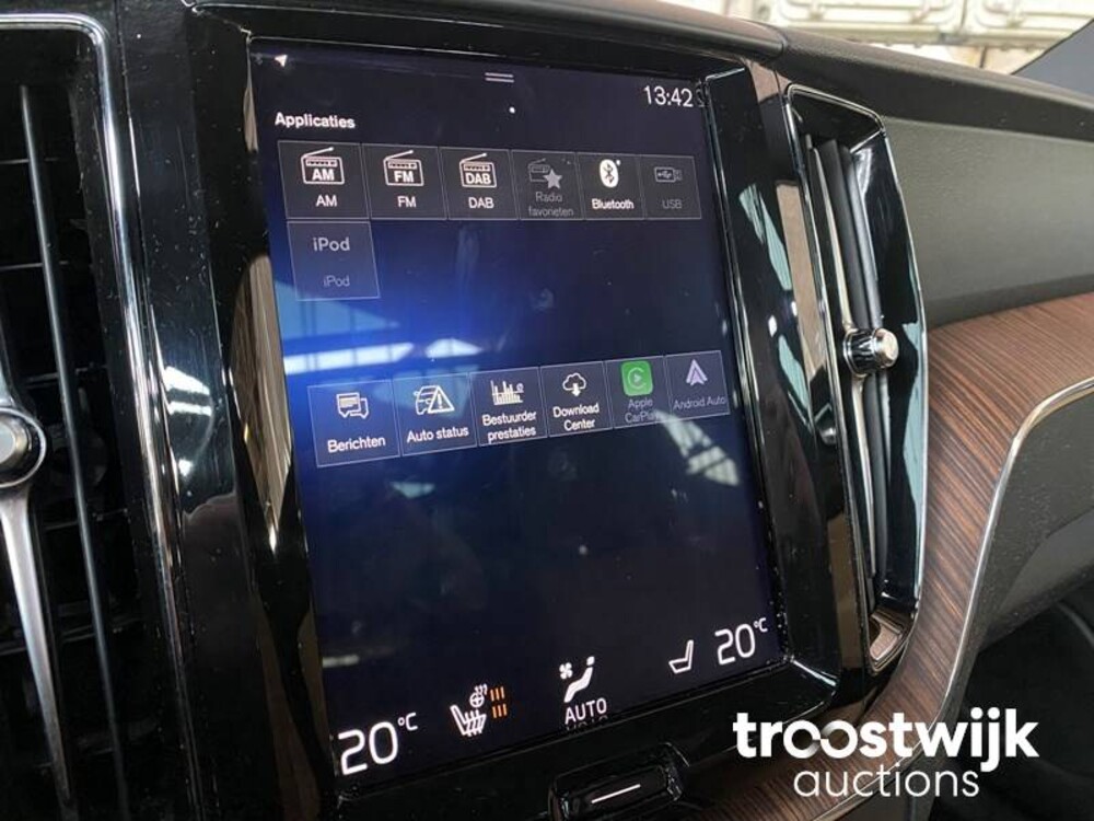 Volvo XC60 D5 2.0 AWD Inscription Car