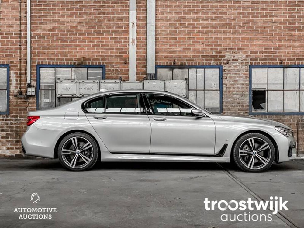BMW 740e iPerformance High Executive Car