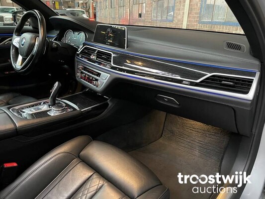 BMW 740e iPerformance High Executive 326pk 2016 7-serie, ND-647-F