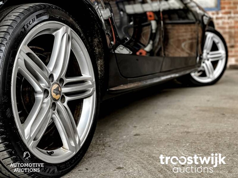 Audi A4 Avant S-Line Pro Line 2.0 TFSI Car