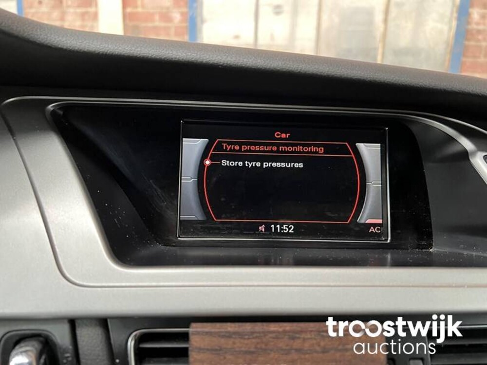 Audi A4 Avant S-Line Pro Line 2.0 TFSI Car