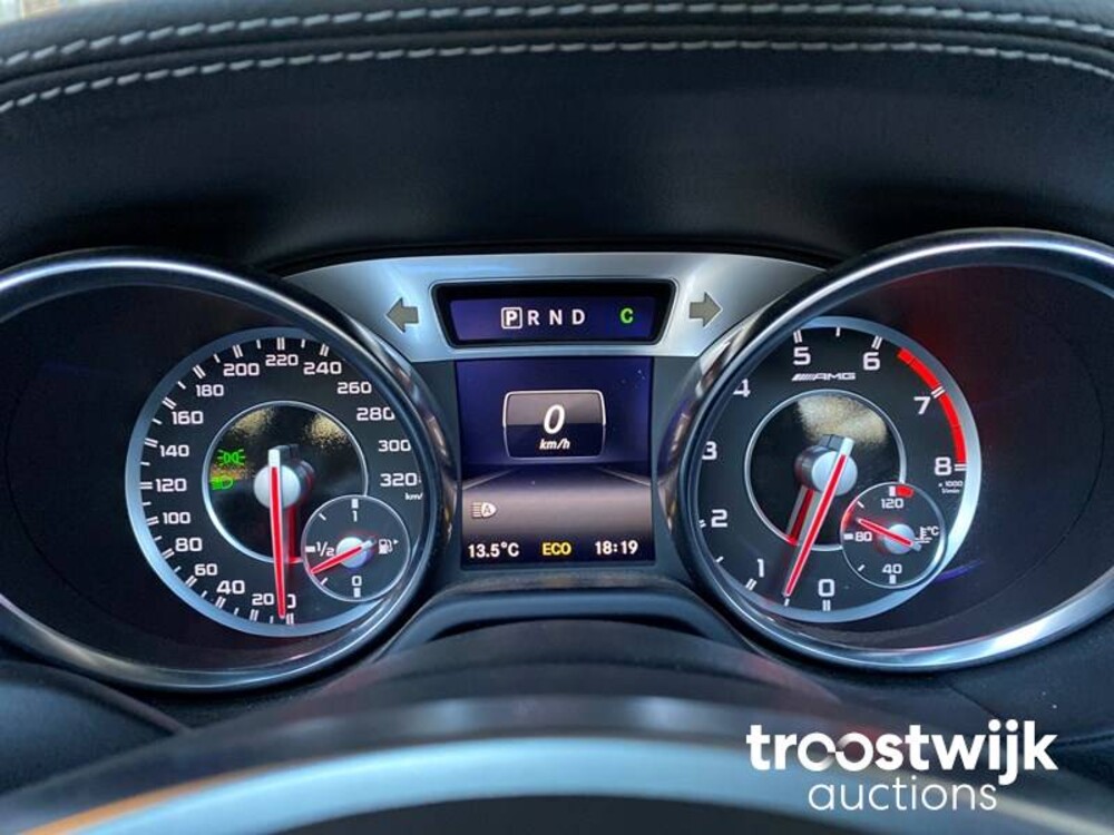 Mercedes-Benz SL63 AMG Car