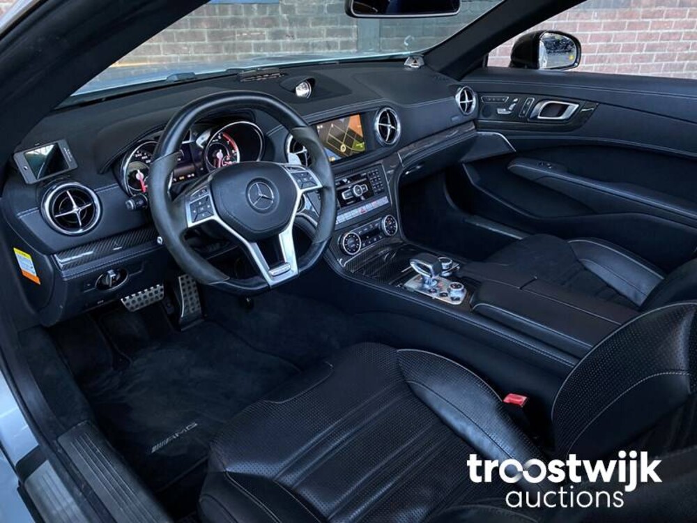 Mercedes-Benz SL63 AMG Car