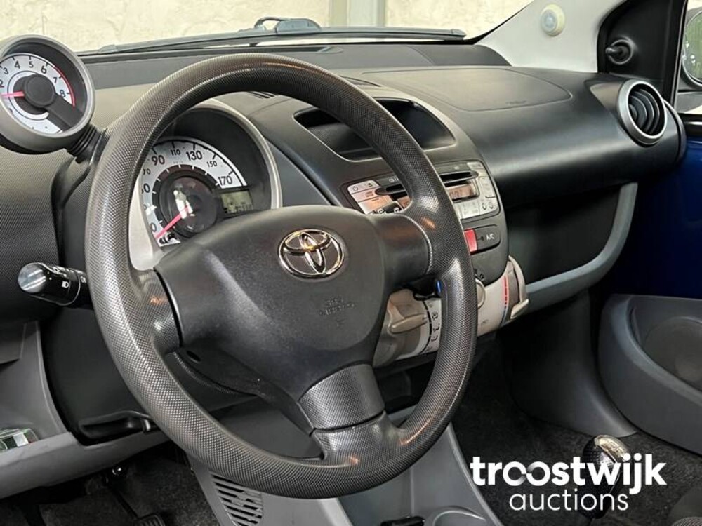 Toyota Aygo 1.0-12V + 2008 -Orig. NL-, 11-ZR-VS