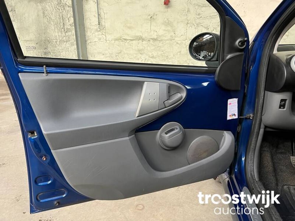 Toyota Aygo 1.0-12V + 2008 -Orig. NL-, 11-ZR-VS