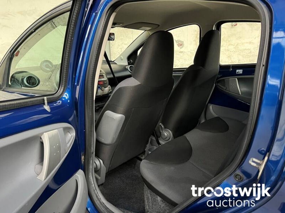 Toyota Aygo 1.0-12V + 2008 -Orig. NL-, 11-ZR-VS