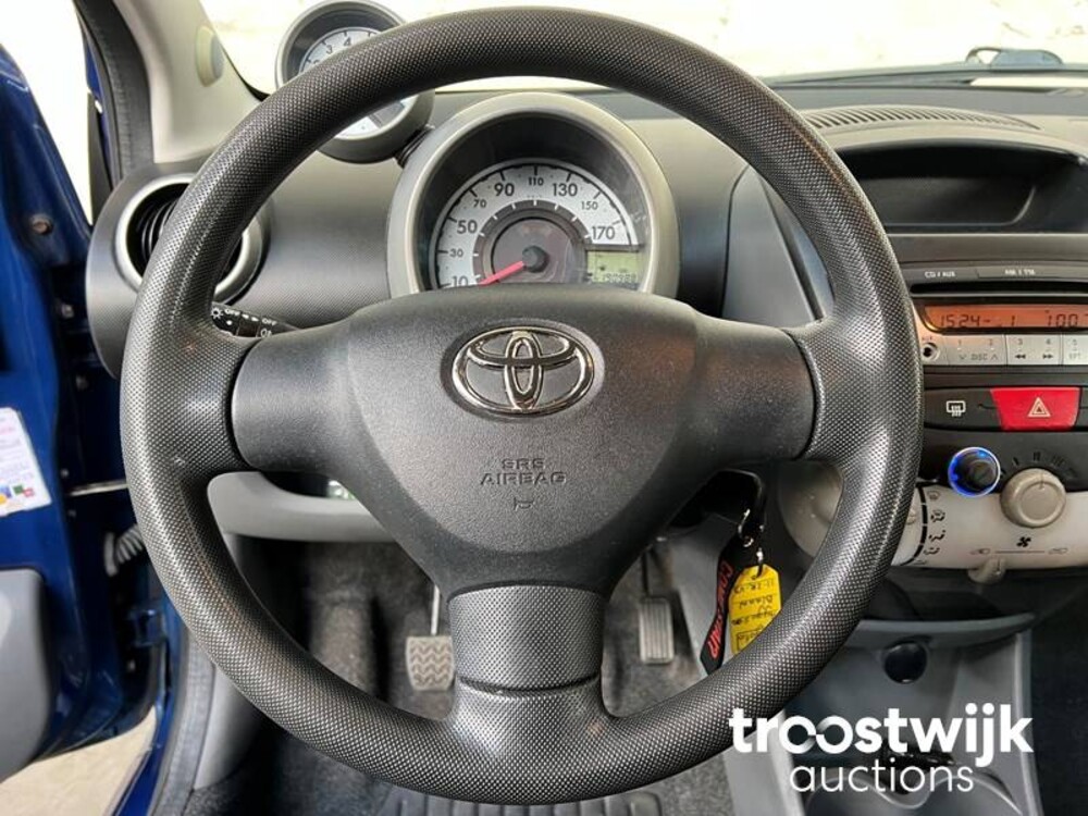 Toyota Aygo 1.0-12V + 2008 -Orig. NL-, 11-ZR-VS