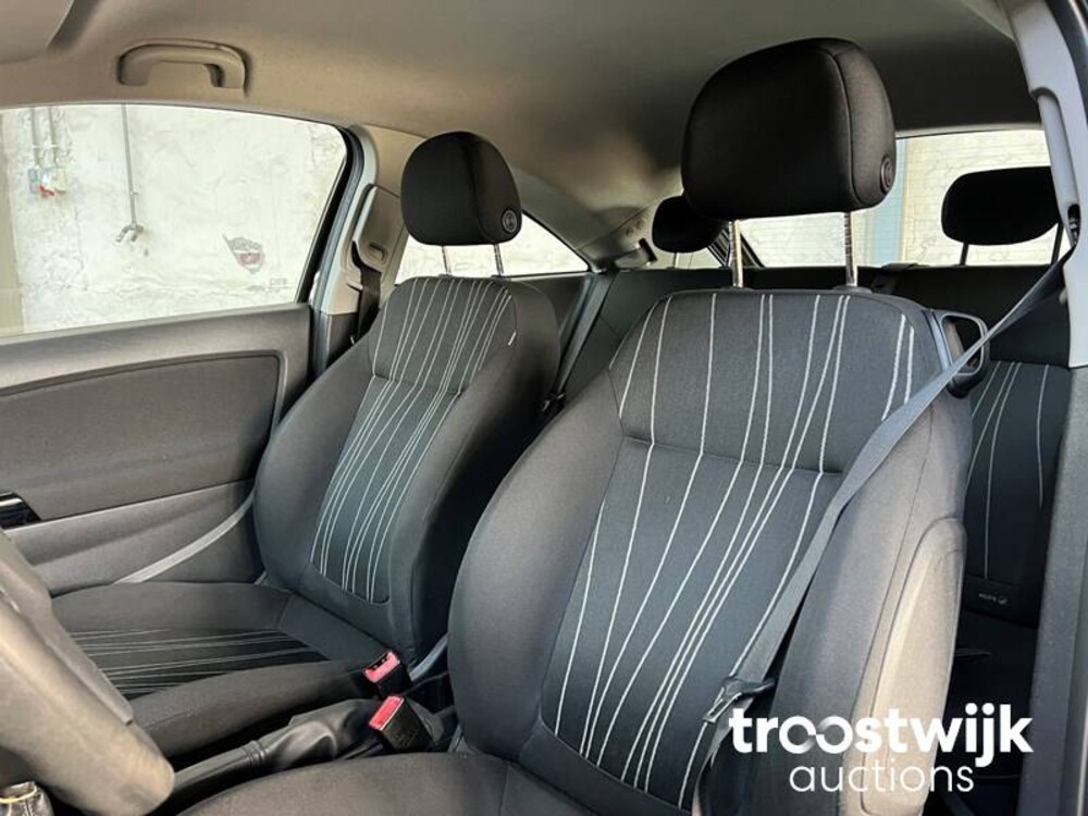 Opel Corsa 1.4-16V Business 90pk 2010, 10-KLZ-6