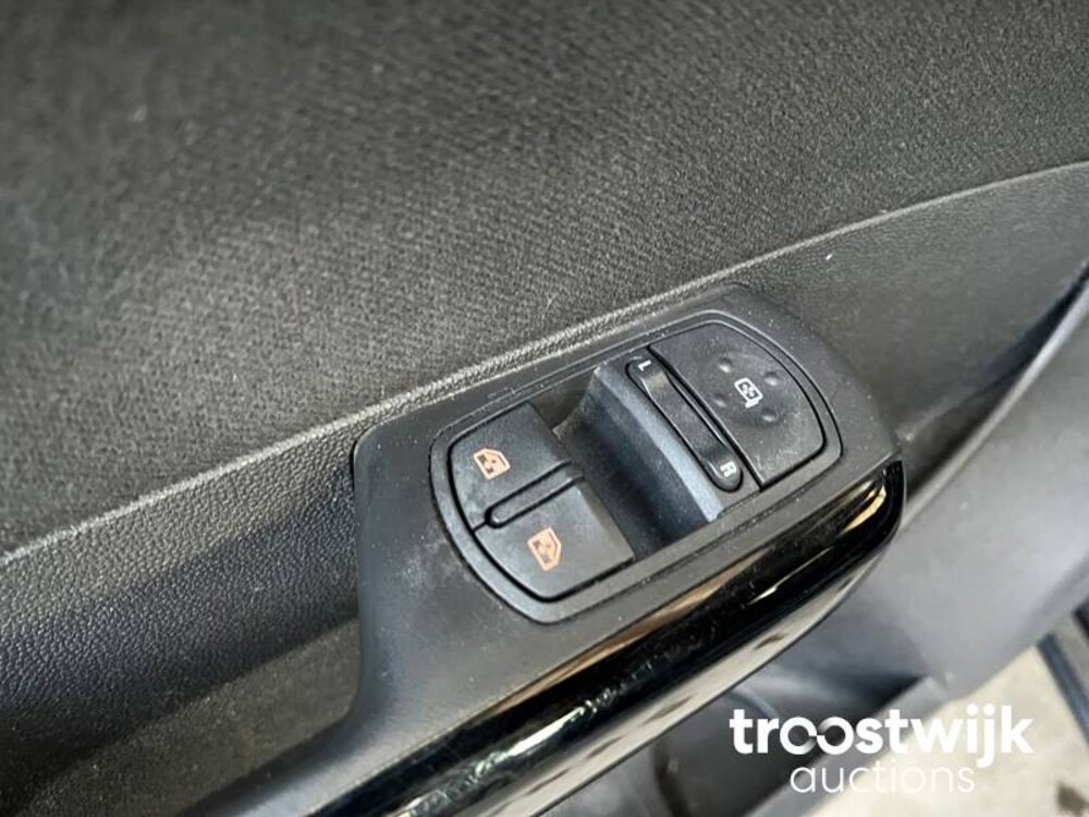 Opel Corsa 1.4-16V Business 90pk 2010, 10-KLZ-6