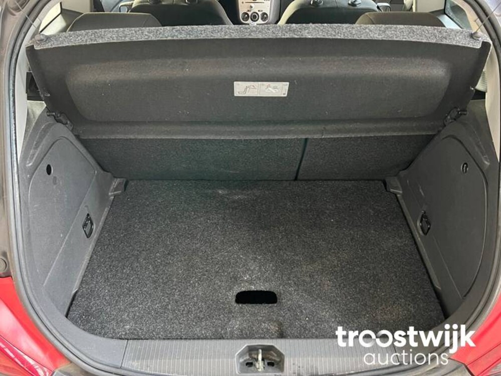 Opel Corsa 1.4-16V Business 90pk 2010, 10-KLZ-6