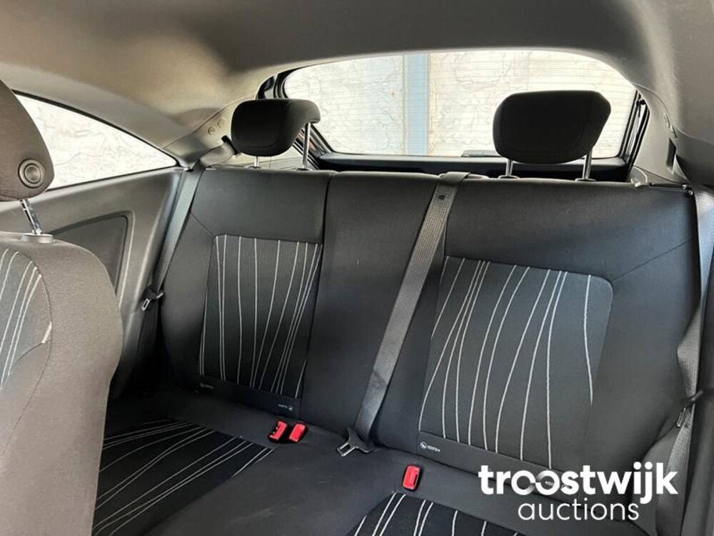 Opel Corsa 1.4-16V Business 90pk 2010, 10-KLZ-6