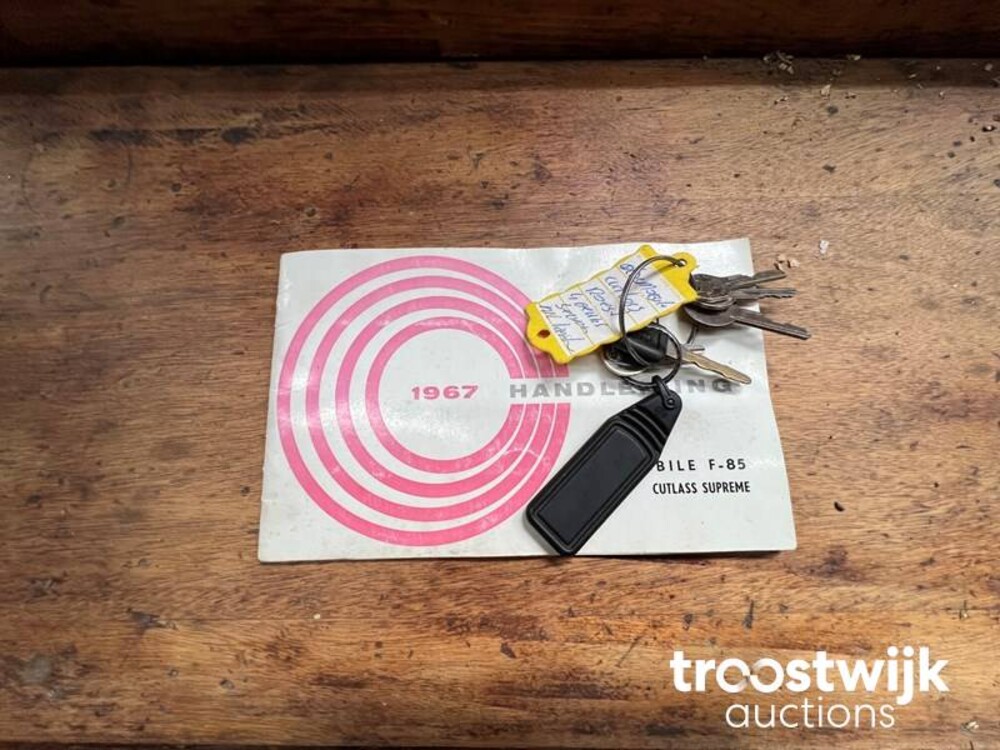 Oldsmobile Cutlass Car