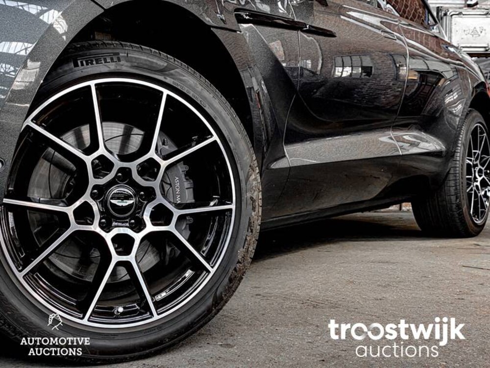 Aston Martin DBX 4.0 V8 551pk 2020, R-303-JK