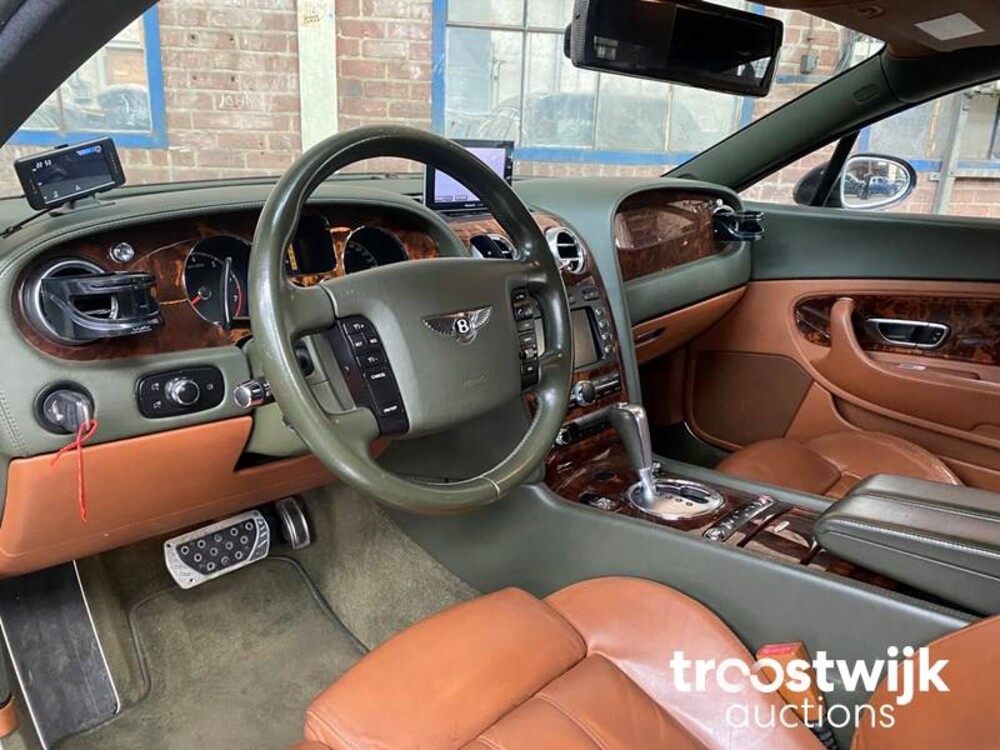 Bentley Continental GT 6.0 W12 560pk 2004 -Youngtimer-