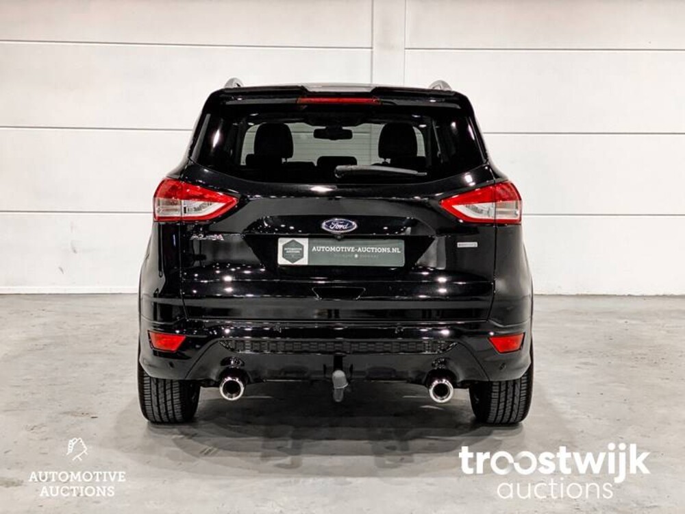Ford Kuga Titanium Plus 4WD 182pk 2015, N-616-PP