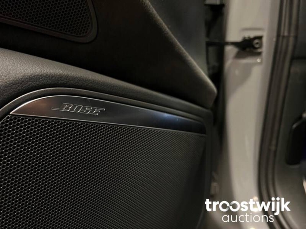 Audi A6 Avant S-Line TDI Ultra Sport Edition 190pk 2018 -Orig. NL-, TV-515-G