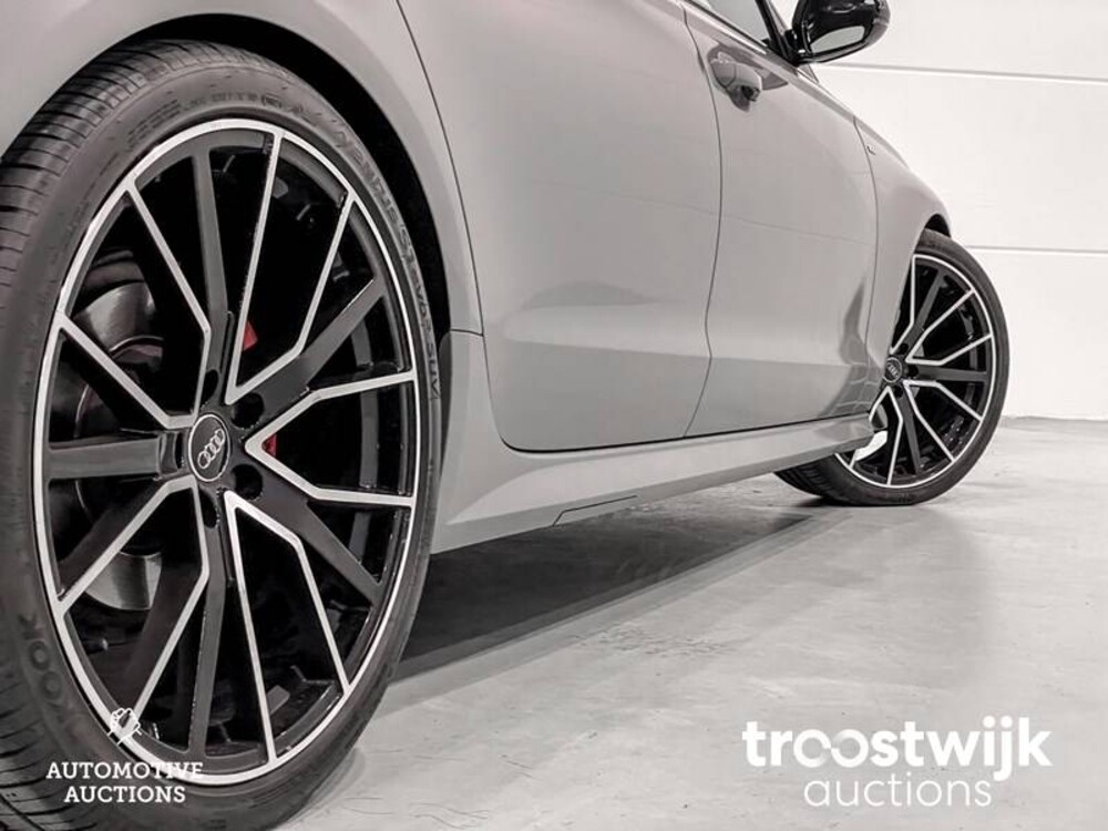 Audi A6 Avant S-Line TDI Ultra Sport Edition 190pk 2018 -Orig. NL-, TV-515-G