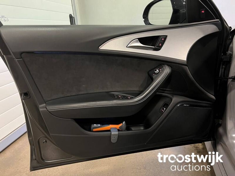 Audi A6 Avant S-Line TDI Ultra Sport Edition 190pk 2018 -Orig. NL-, TV-515-G