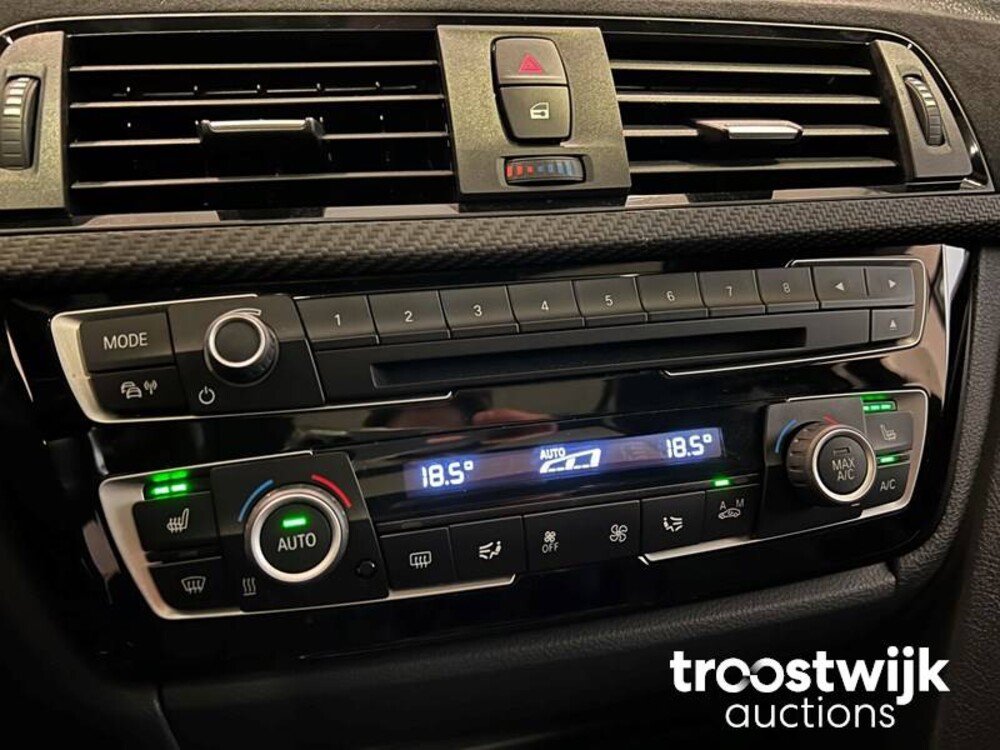 BMW 320d M-Performance Touring 190pk 2016 3-serie, NP-405-R