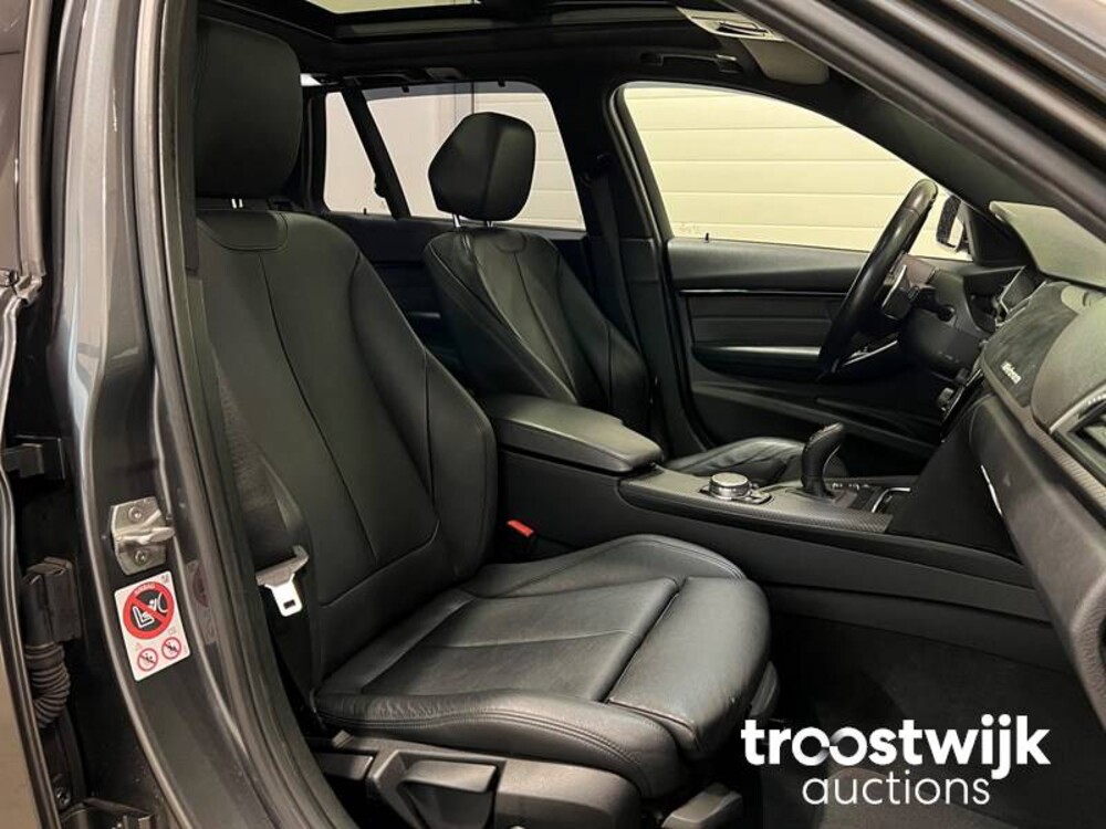 BMW 320d M-Performance Touring 190pk 2016 3-serie, NP-405-R