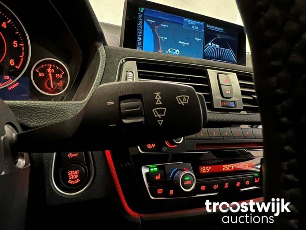 BMW 320d M-Performance Touring 190pk 2016 3-serie, NP-405-R